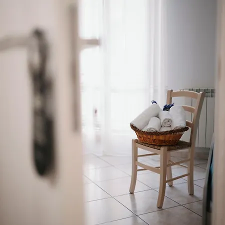 Le Stanze Nel Castello Bed and Breakfast Delia